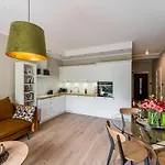 Ciekawe Miejsce 2 Apartment *
