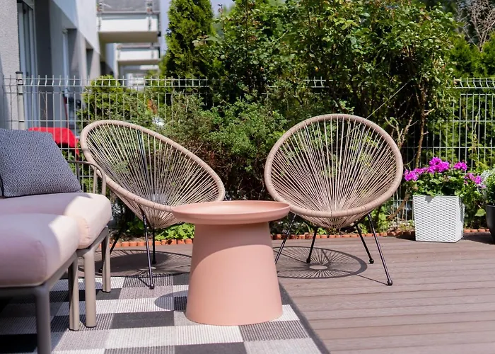 Ciekawe Miejsce 2 * קולובז'ג